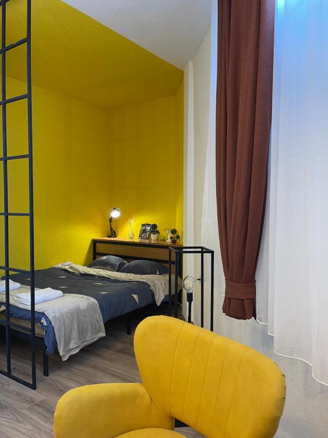 Ora-Prn, Studio Apartment In The City Centre Prishtinë Luaran gambar